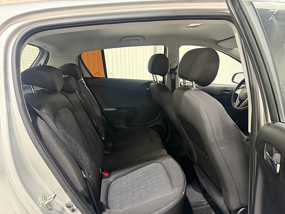 Hyundai i20 11 of 14