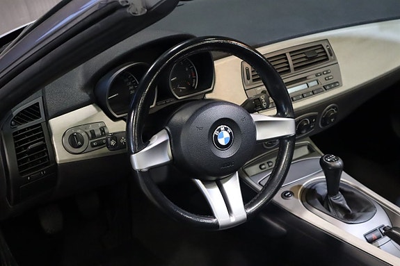 BMW Z4 13 of 30
