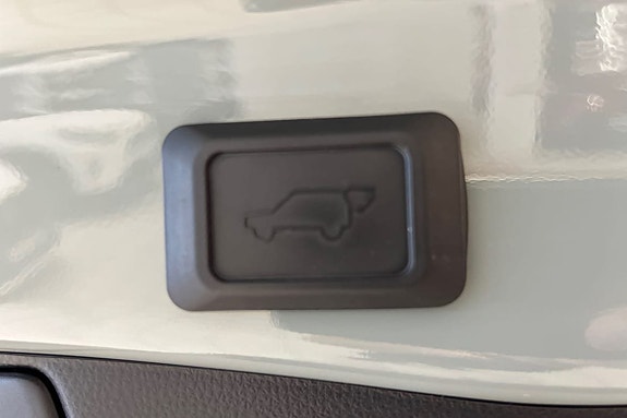 Toyota RAV4 22 of 26