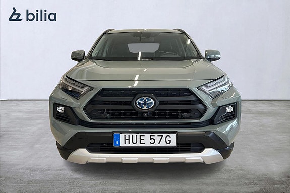 Toyota RAV4 6 of 26