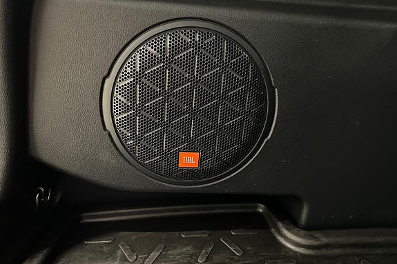 Toyota RAV4 21 of 26