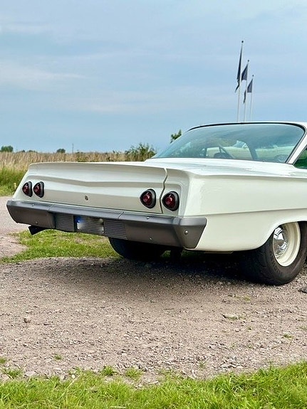 Chevrolet Bel Air 12 of 15