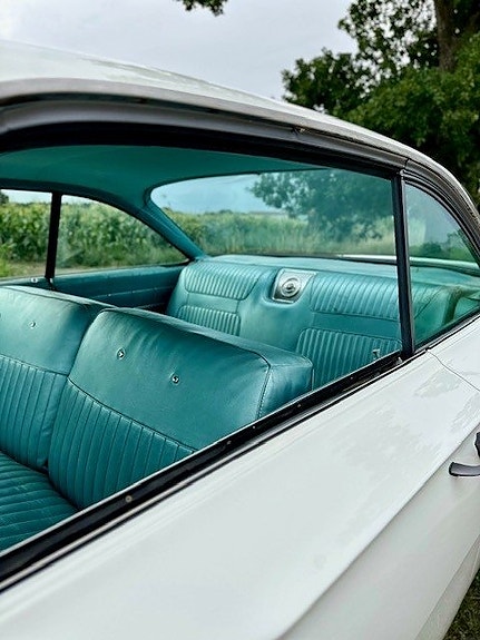 Chevrolet Bel Air 10 of 15