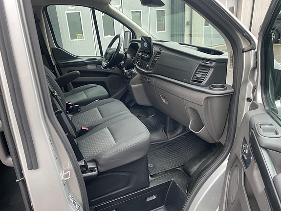 Ford Transit Custom 7 of 8