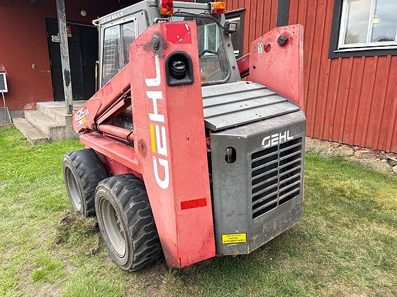 Kompaktlastare Gehl 4626 SX 3 of 6
