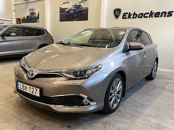 Toyota Auris 3 of 19