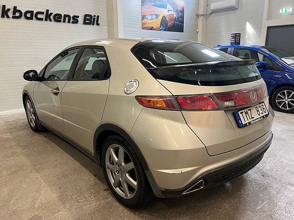 Honda Civic 6 of 17