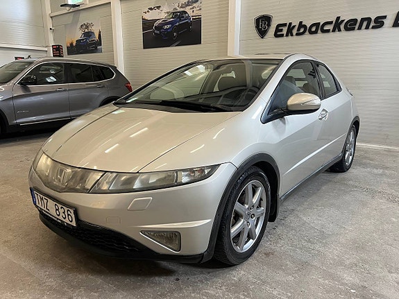 Honda Civic 3 of 17