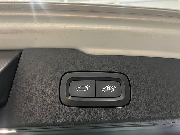 Volvo V60 22 of 23