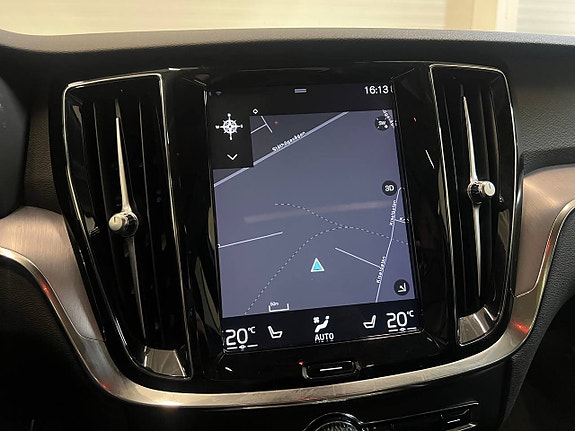 Volvo V60 18 of 23
