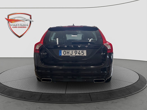 Volvo V60 6 of 17