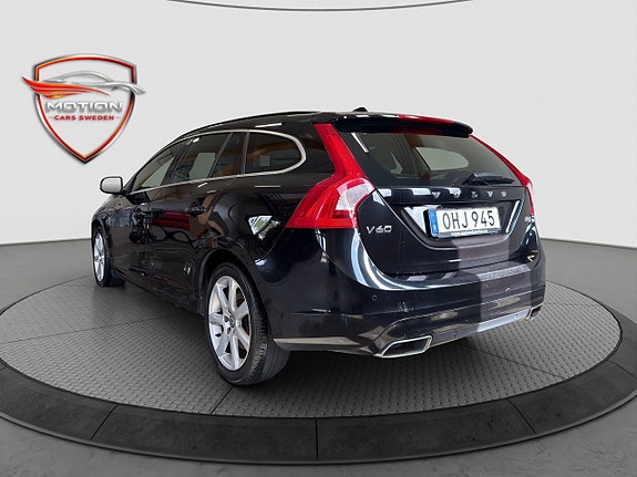 Volvo V60 7 of 17