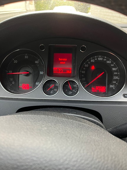 Volkswagen Passat 5 of 7