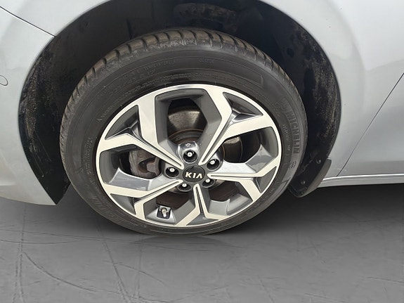 Kia Ceed 29 of 30