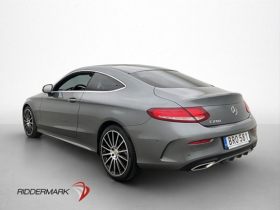 Mercedes-Benz C250 4 of 27