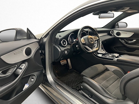 Mercedes-Benz C250 10 of 27