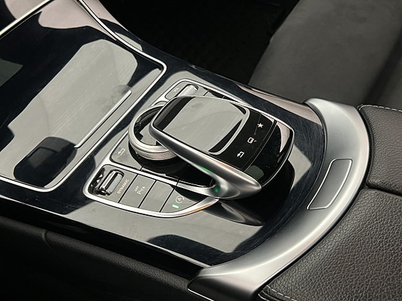 Mercedes-Benz C250 22 of 27