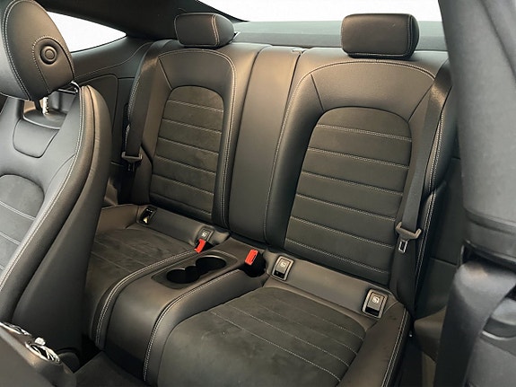 Mercedes-Benz C250 12 of 27