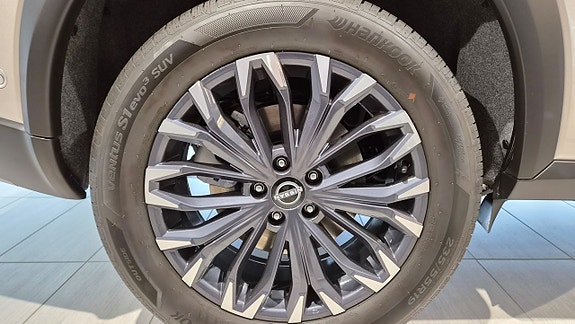 Nissan X-Trail 8 of 15