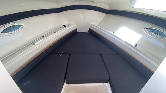 Uttern D68 2010 nya modellen Mercruiser 4,3 MPI 13 of 14