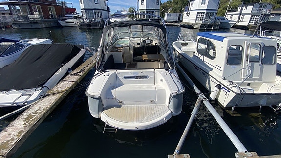 Uttern D68 2010 nya modellen Mercruiser 4,3 MPI 3 of 14