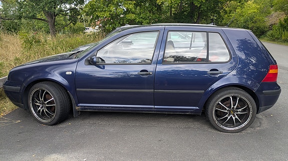 Volkswagen Golf IV 2 of 13