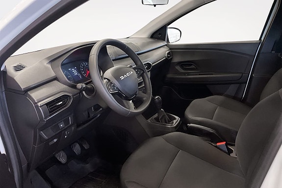 Dacia Sandero 6 of 11