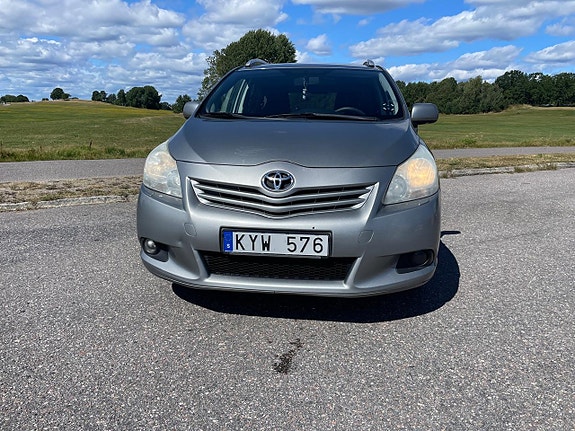 Toyota Verso 4 of 22