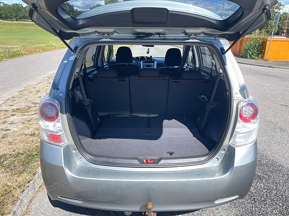 Toyota Verso 12 of 22