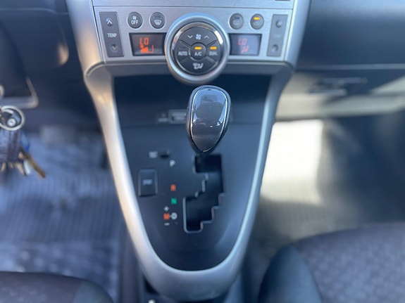Toyota Verso 9 of 22