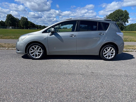 Toyota Verso 3 of 22