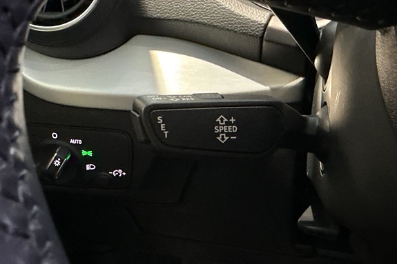 Audi Q2 15 of 22