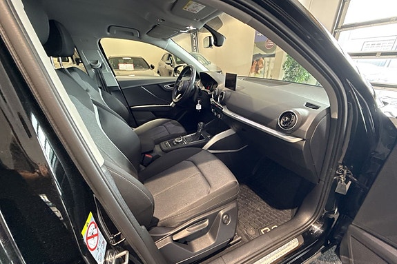 Audi Q2 8 of 22
