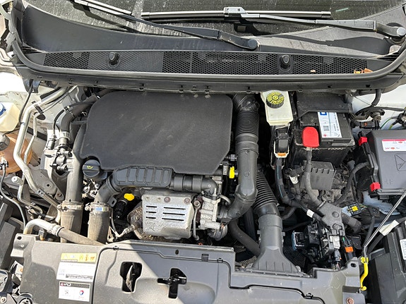 Peugeot 308 SW 6 of 6
