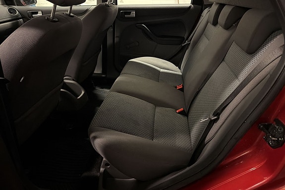 Ford Focus 16 of 16
