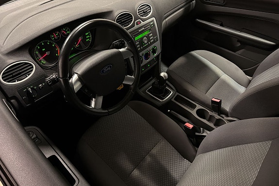 Ford Focus 15 of 16