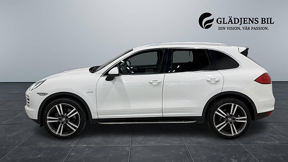 Porsche Cayenne 4 of 24