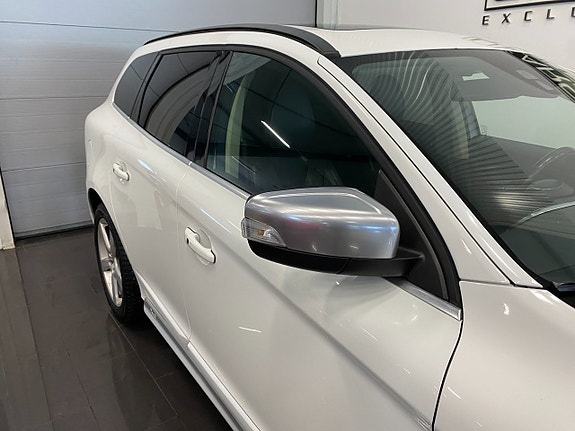 Volvo XC60 11 of 28