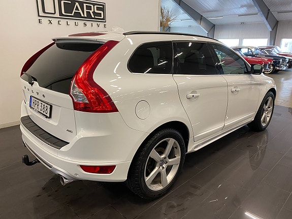 Volvo XC60 8 of 28