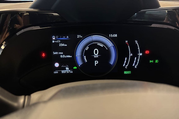 Lexus NX350h 14 of 22