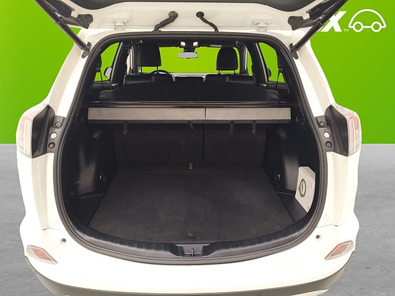 Toyota RAV4 16 of 22