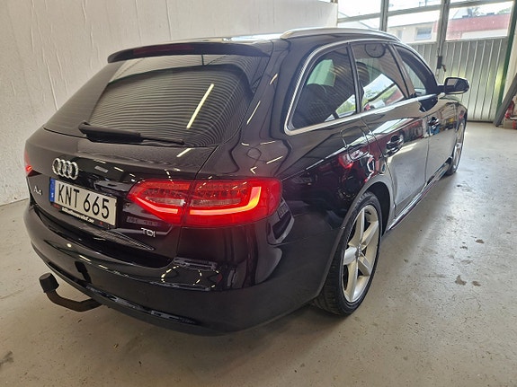 Audi A4 3 of 18