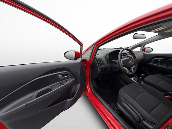 Kia Rio 9 of 26