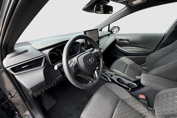 Toyota Corolla 7 of 18