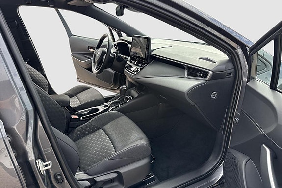 Toyota Corolla 13 of 18