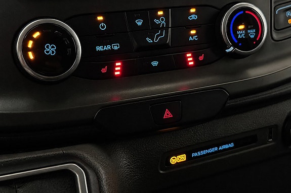 Ford Transit Custom 25 of 26