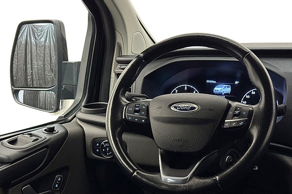 Ford Transit Custom 15 of 26
