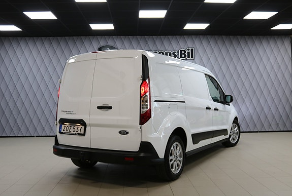 Ford Transit Connect 16 of 23