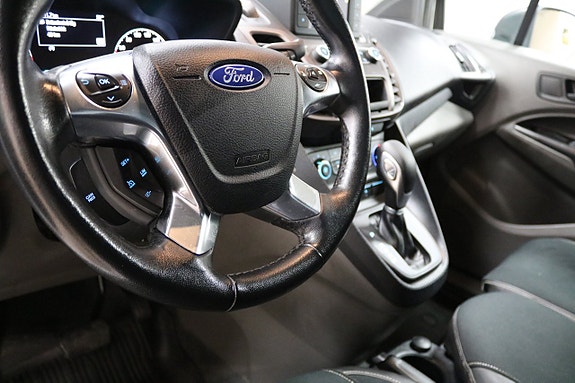 Ford Transit Connect 13 of 23