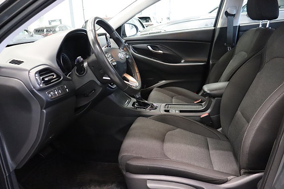 Hyundai i30 7 of 27